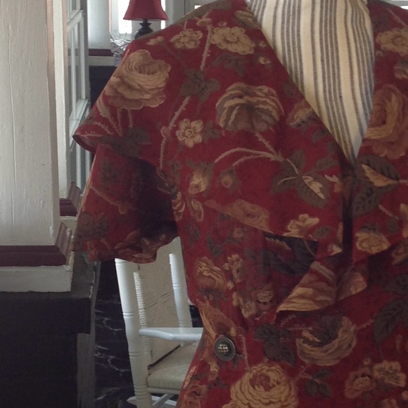 Lovely Wrap Dress - Picture 2 of 4